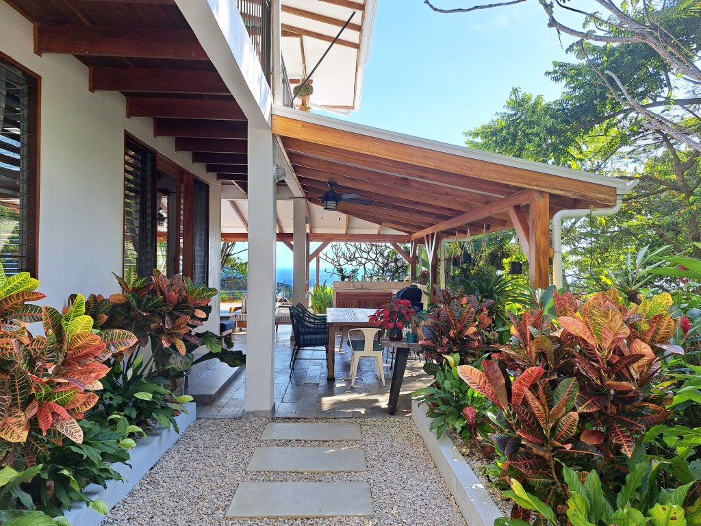 luxury house rental dominical costa rica
