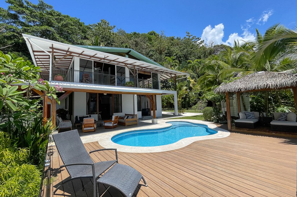 vacation rental dominical costa rica